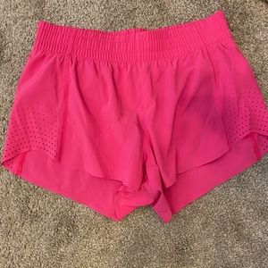 Athleta 3” cropped short